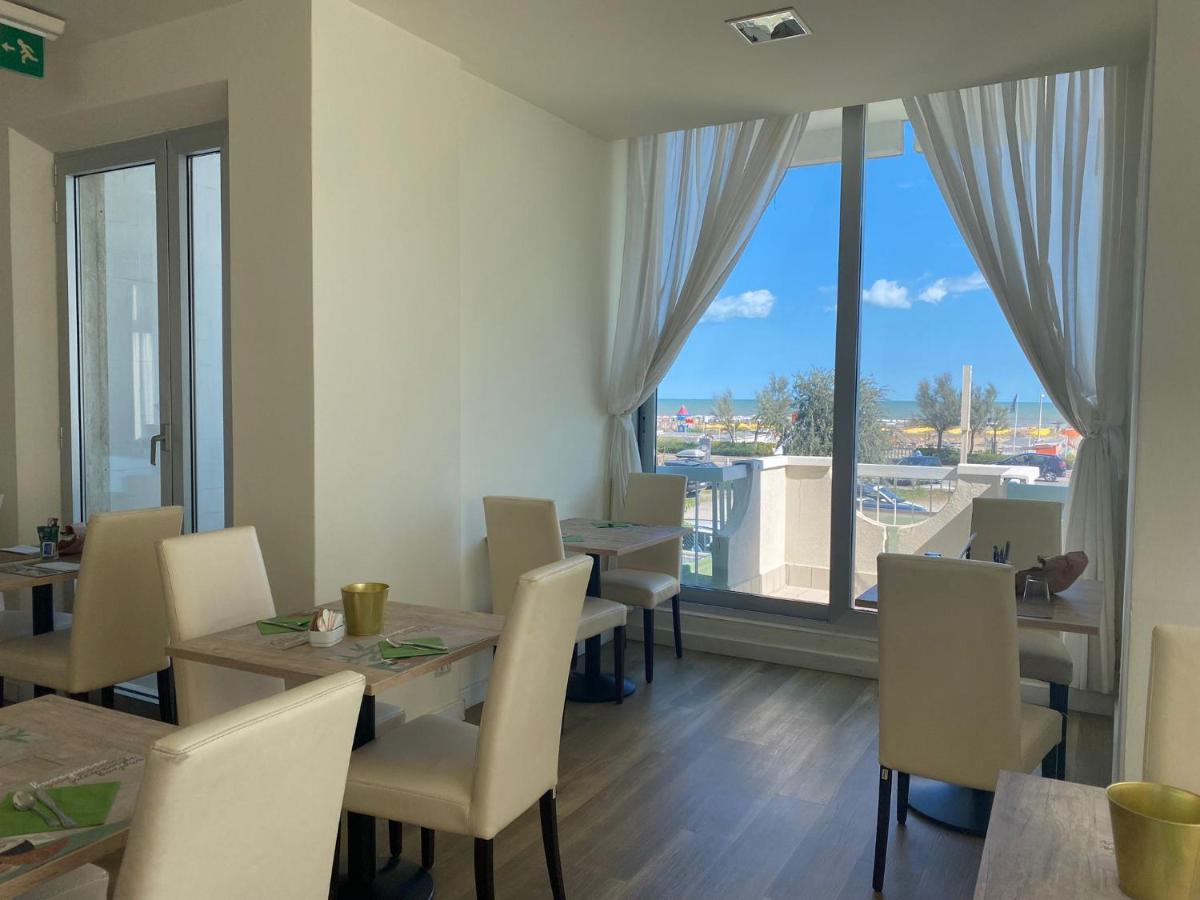 Hotel Aristeo Rimini Eksteriør bilde