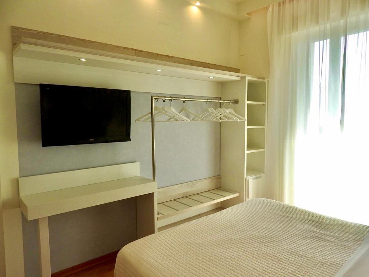 Hotel Aristeo Rimini Eksteriør bilde